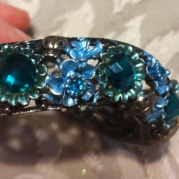 🐦 Charming Teal Green & Baby Blue Wave Floral Stone Cuff Bracelet - Picture 8 of 13